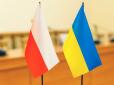 У посольстві України назвали кількість українців, які отримали статус біженця в Польщі