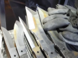 Хіти тижня. У Харкові ветерани АТО зайнялися виготовленням унікальних армійських ножів, якими зацікавилися американці (відео)