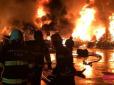 У Баку масштабна пожежа, лунають вибухи, є постраждалі