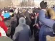 Хіти тижня. Росія проти Ху*ла: У Читі ОМОН відмовився розганяти мітинг (відео)