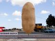 На Кіпрі встановили пам'ятник картоплі: Туристам дуже сподобався, але нагадує зовсім не овоч (фото, відео)