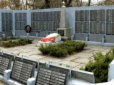 Готуються? У Росії розробили стандарт для термінових поховань на випадок війни - у ньому є інструкція щодо створення братських могил