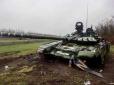 Рідна земля допомагає: ЗСУ показали відео сутички українського броньовика з танком ворогів, палало добре (відео)