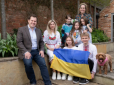 Британський політик прийняв у своєму будинку біженців з України (фото)