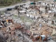 Вони спеціально били по мирних людях: Жителі розбомбленого села Мощун розповіли про життя під обстрілами (відео)