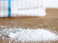 Сіль скорочує життя: Учені з'ясували, скільки років втрачають любителі солоненького