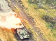 Десантники 79-ї бригади показали, як нищать російські танки поблизу Мар'їнки (відео)