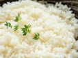 Як правильно варити рис, щоб він не злипався - корисні поради
