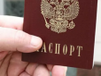Окупанти в Мелітополі посилили терор - паспорти РФ вимагають від місцевих мешканців навіть в аптеках