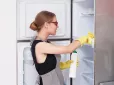 Господиням на замітку! Фахівці розповіли, як часто потрібно мити холодильник