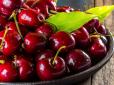 Незважаючи на всю користь: Кому не можна їсти черешню