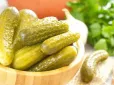 Більшість робить  помилку з сіллю! Як правильно засолити огірки, щоб вони були ідеальними?