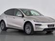 Компанія Маска бореться за виживання: Tesla сподівається на успіх подовженої Model Y, щойно представленої на ринку