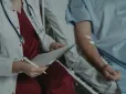 Мешканець Львівщини потрапив до реанімації через рідкісну інфекцію з листя салату