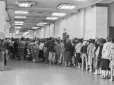 Нині це може здивувати! За якими товарами місяцями стояли в черзі в СРСР