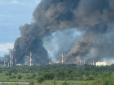Генштаб ЗСУ підтвердив ураження Саратовського НПЗ та інших нафтових об’єктів держави-агресора (відео)