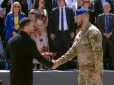 Зеленський присвоїв командиру корпусу Хартія звання Героя України