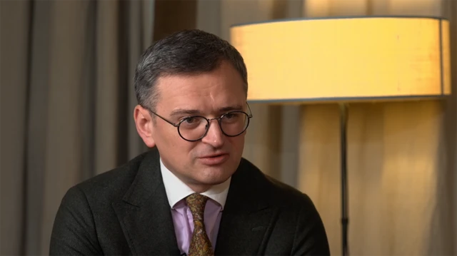 Кулеба попередив українціа про непрості часи - можливі перебої з постачанням продуктів