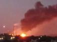 У російському Надволж'ї палає НПЗ та військовий аеродром стратегічної авіації (відео)
